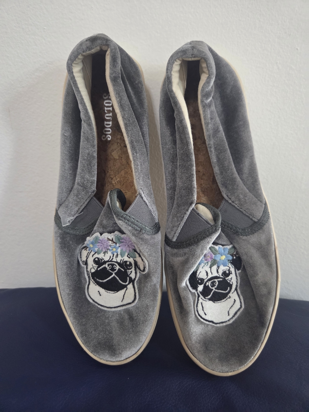 Soludos Anthropologie Grey Velvet Pug Flora Embroidery City Slip Sneakers Size 7